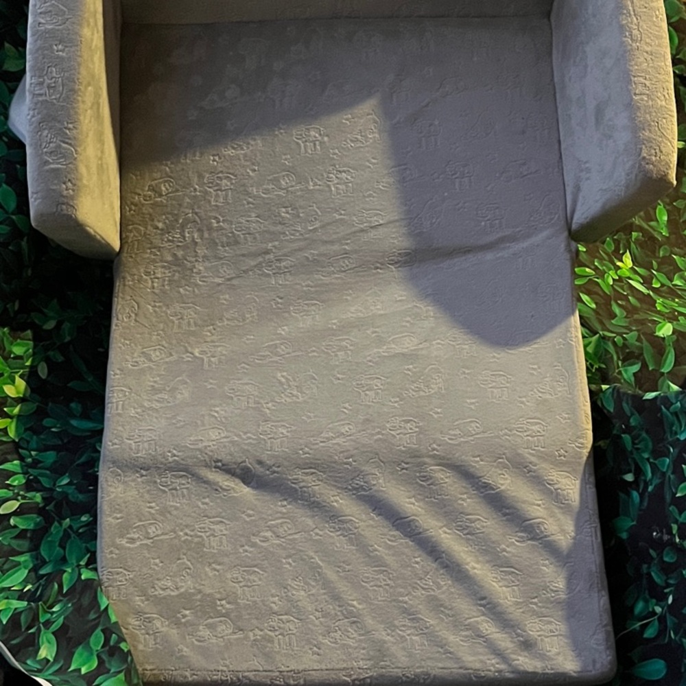 Gray Patterned Sofa Cover - Picture 4 of 4